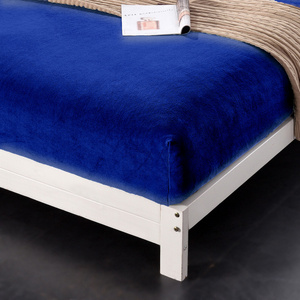 Fitted sheet 140 x 200 with Bear 07