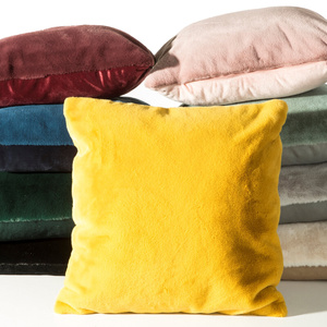 Emilio Fur Pillowcase 45 x 45 Maroon