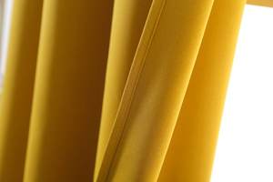 Curtain 140 x 250 on Tape Blackout Edoardo 01