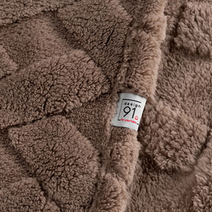 150 x 200 Plush Blanket Herringbone Caro C.Beige