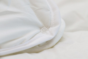 Quilt 200 x 220 Anti-allergenic 4 Seasons Ina 01