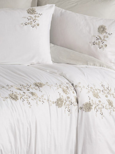 Bedding 200 x 220 6pcs Satin Embroidered 3D Omer 08