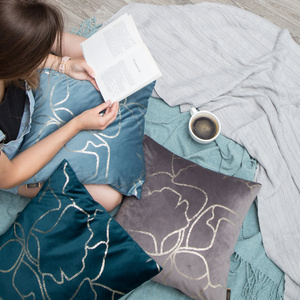 45 x 45 Decorative Velvet Blink 35 Pillowcase Unbleached