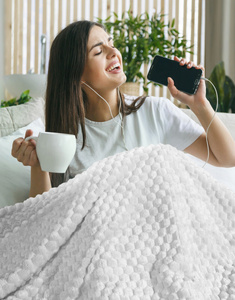 Blanket 200 x 220 Microfiber Design Cindy6 White