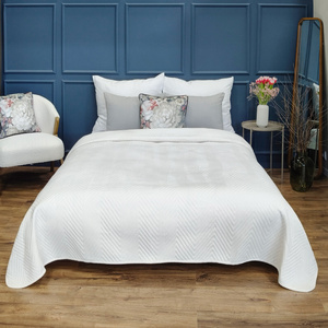 70 x 160 Houndstooth Velvet Bedspread Caden 07