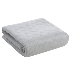 70 x 160 Quilted Velvet Bedspread Luiz5 J.Silver