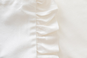 Table Runner 40 x 180 Decorative with Ruffles Ligia 01