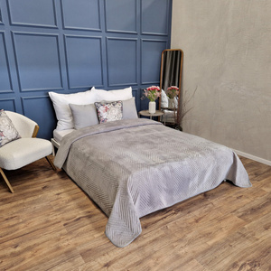 Quilt 220 x 240 Herringbone Velvet Caden 02