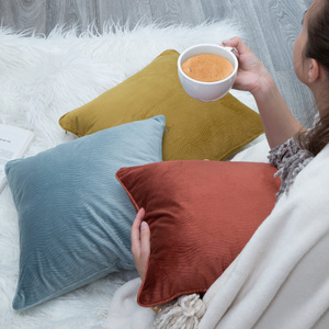 Velvet pillowcase Lili 40 x 40 Maroon