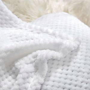 Blanket 150 x 200 Microfiber Jacquard Monte White