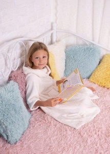 70 x 90 Children's Kangoo Blanket with Mini Sleeves 01