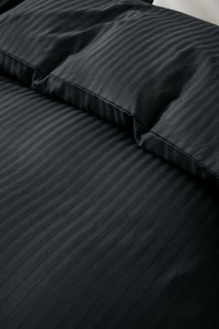 Bedding 220 x 200 3pc Cotton Adamache Black