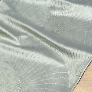 35 x 140 Decorative Velvet Blink14 Silver Runner