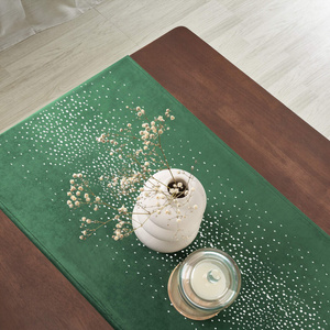 Runner 40 x 180 Decorative Velvet Shiny Bottle