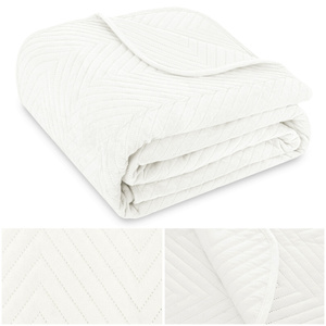 Quilt 220 x 240 Herringbone Velvet Caden 07