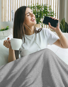 70 x 160 Microfiber Boucle Silver Blanket