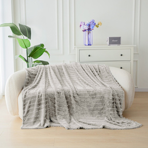 Blanket 200 x 220 Microfiber Embossed Yolanda 03