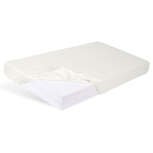 Protective sheet 70 x 140 with elastic BAMBOO 02