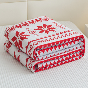 Quilt 170 x 210 Embossed Christmas Levent 06