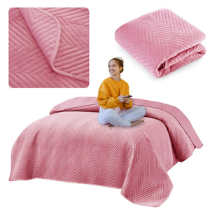 Bedspread 220 x 240 Embossed Velour Marieta 08