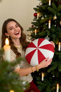 Pillow 38 x 38 Christmas Candy Red