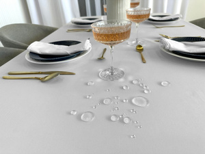 Tablecloth 140x220 Stain-Resistant Surbo White