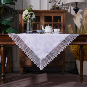 Tablecloth 140 x 300 Guipure pattern 431 White