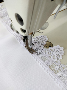 Stainproof Tablecloth with Guipure Lace White 150x220