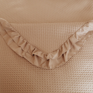 Quilted Bedspread 170 x 210 with Ruffle Rosella 07