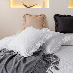 Bedspread 140 x 200 Quilted Double Sided Ruffy White