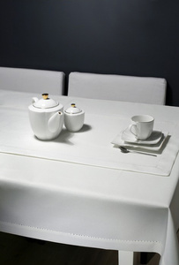 Stain Resistant Tablecloth with Net 240_White 140x350