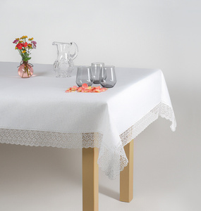 Tablecloth 85 x 85 Guipure pattern 404 White