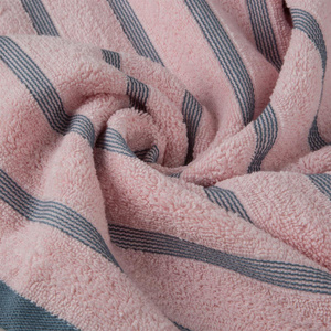 50 x 90 Bath Towel 500g/m2 Isla 04 Pink