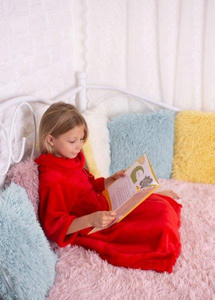 70 x 90 Children's Kangoo Blanket with Mini Sleeves 14